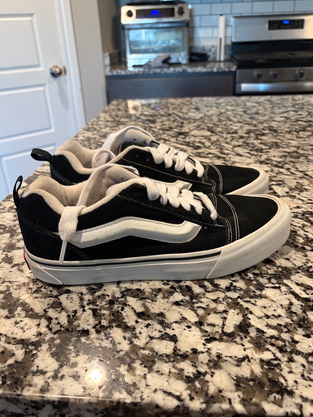 Vans Knu Skool Skate Shoe - Black / True White